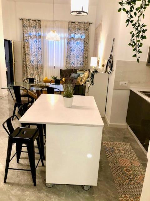 Ferienwohnung Gatu Premium Duplex Confort Junto A La Playa, Wifi Y Aire Acc Cádiz Exterior foto